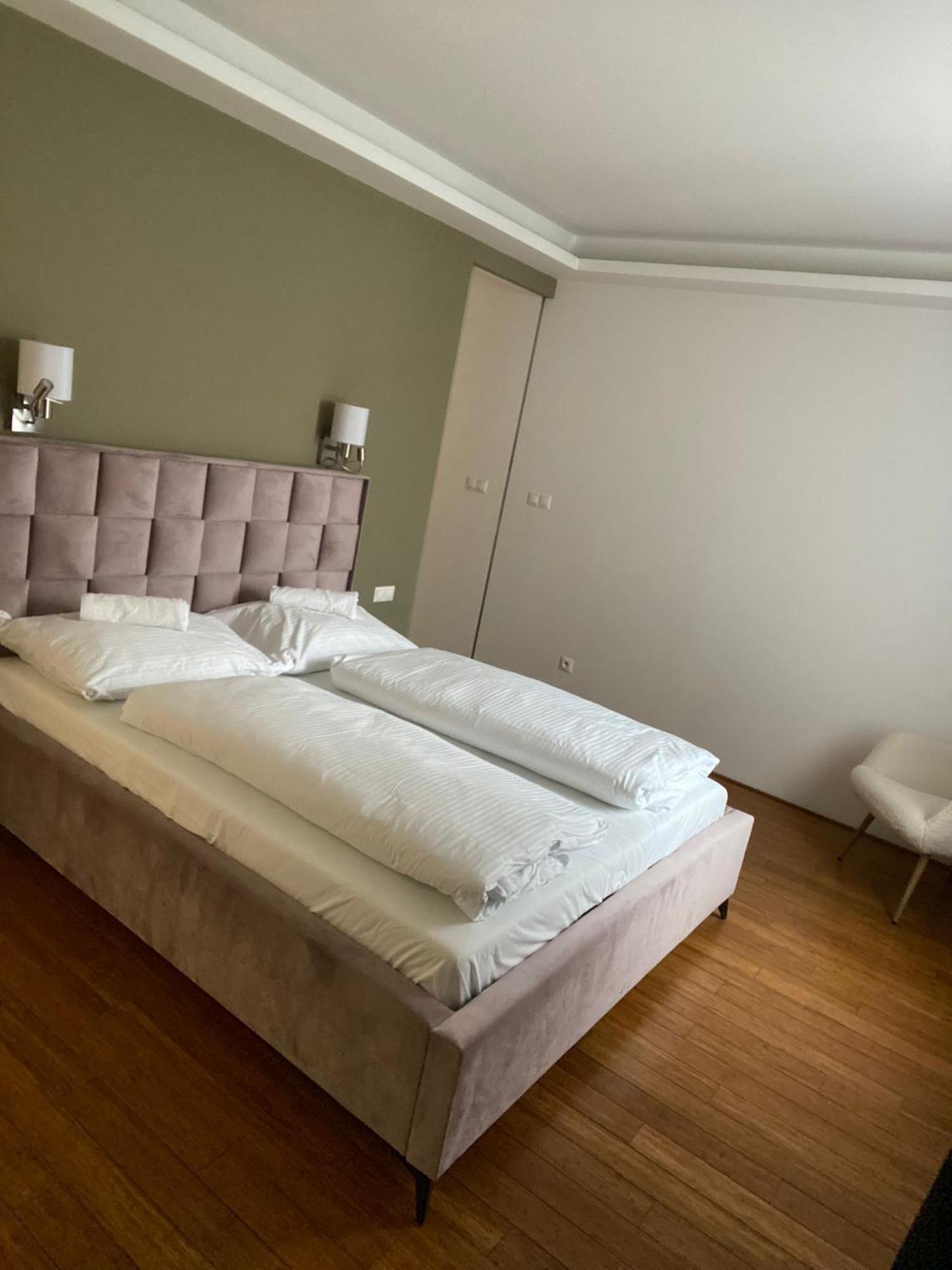 Old Town Apartment Bratysława Zewnętrze zdjęcie